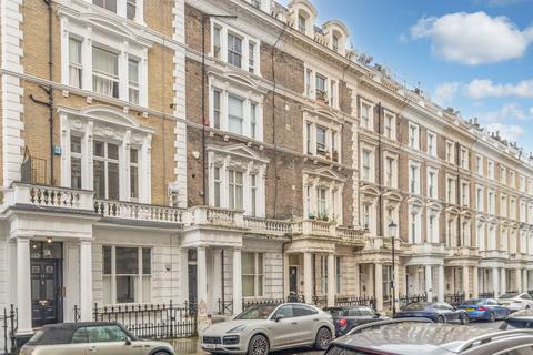 1 bedroom flat for sale, Clanricarde Gardens, Notting Hill Gate, London, W2