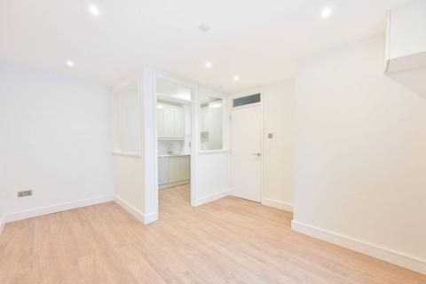 1 bedroom flat for sale, Clanricarde Gardens, Notting Hill Gate, London, W2