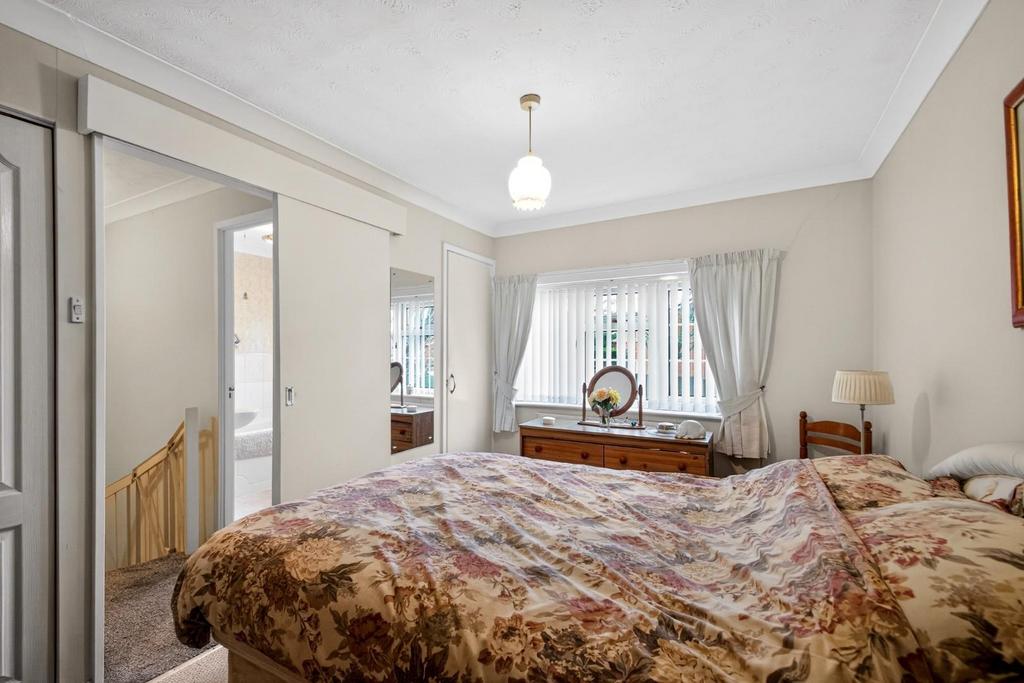 180tennysonave-18.jpg