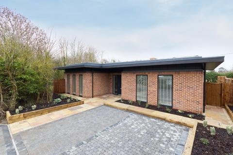 undefined, Leetes Lane, Little Eversden, Cambridge
