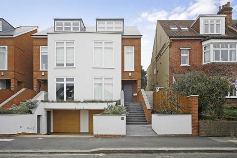 undefined, Dora Road, London SW19