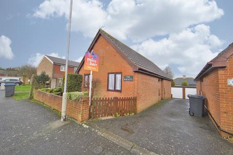 2 bedroom bungalow for sale, Clarkes Close, Deal, Kent, CT14
