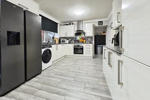 undefined, Carlton Close, Chesterfield S45