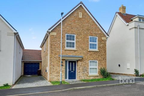 3 bedroom detached house for sale, Windermere Way, Rettendon Common CM3
