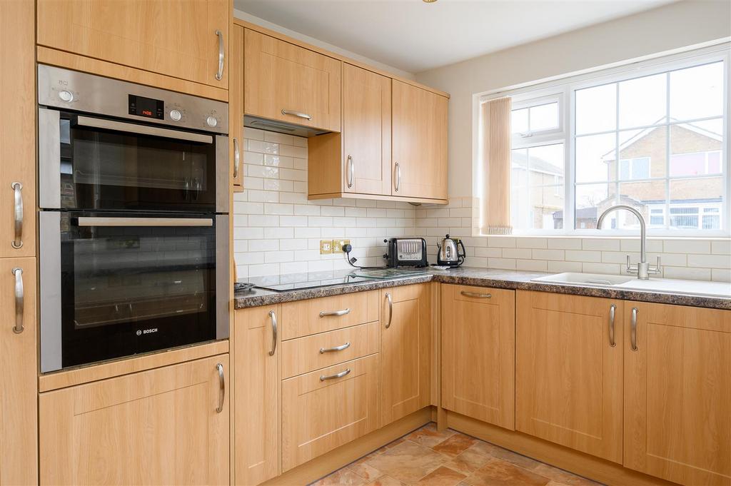 43 Hambleton rd-10[1].jpg
