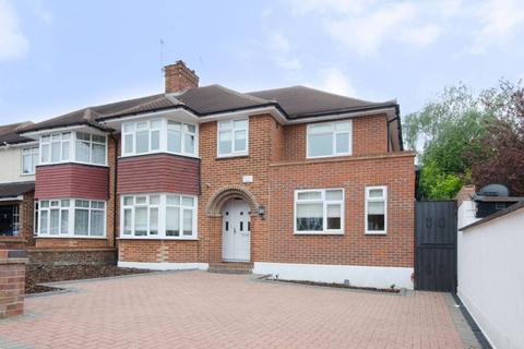undefined, Beverley Gardens, Wembley, HA9
