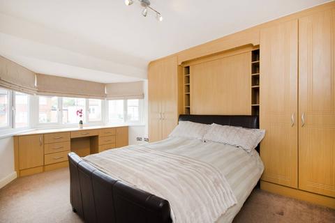 undefined, Beverley Gardens, Wembley, HA9