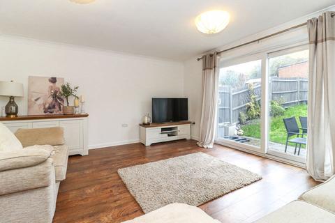3 bedroom terraced house for sale, Great Elms Road, Hemel Hempstead, HP3