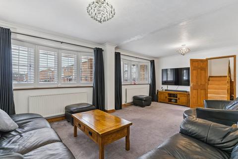 undefined, Caister Close, Stevenage SG1
