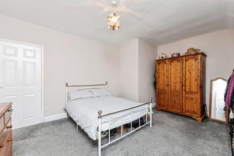 3 bedroom terraced house for sale, St. Thomas Road, Pontefract WF7