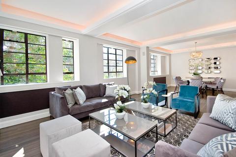undefined, Princes Gate, Knightsbridge SW7