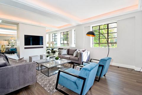 undefined, Princes Gate, Knightsbridge SW7