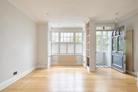 undefined, Riverview Grove, Chiswick, W4