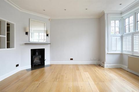 undefined, Riverview Grove, Chiswick, W4