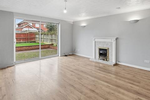 4 bedroom detached house for sale, Churchill Drive, Derby DE65