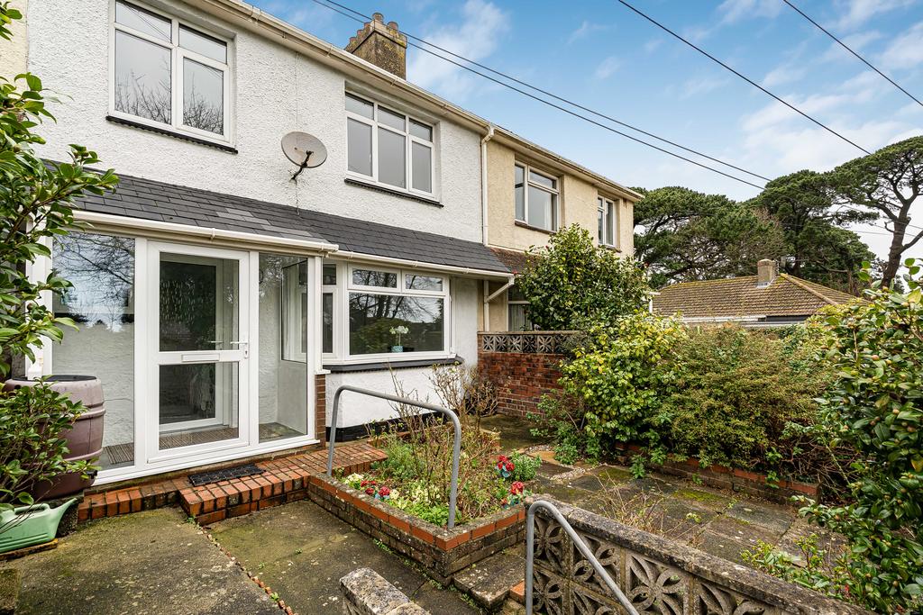 33 Front House
