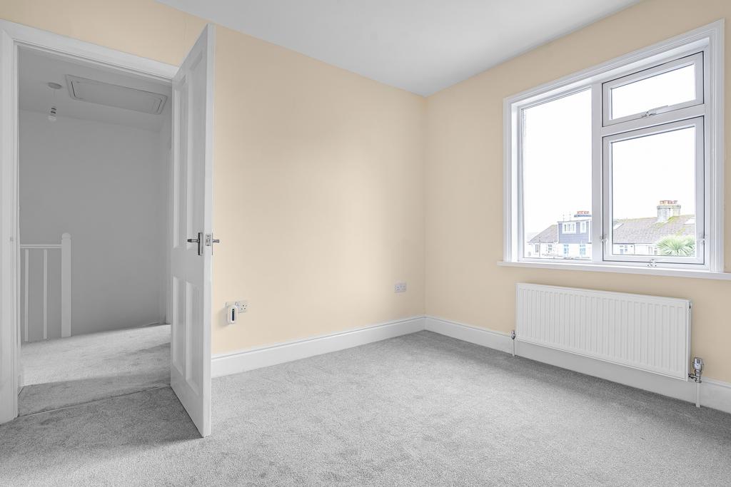 10 Bedroom