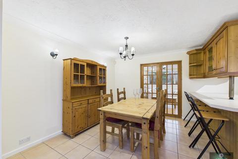 undefined, Burns Road, Crawley RH10
