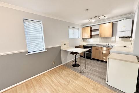 1 bedroom apartment to rent, Wellington Road, North Weald, CM16