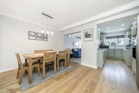 undefined, Strathmore Road, Teddington TW11
