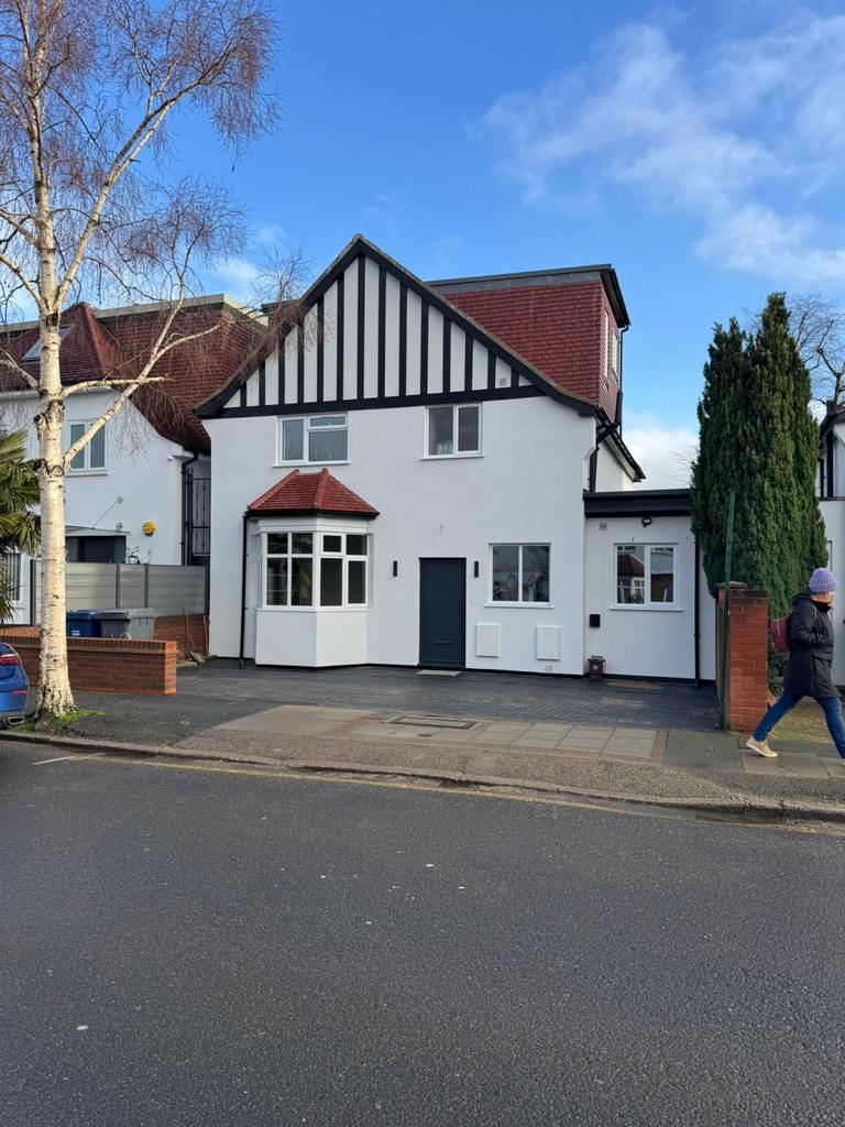 5 bed detached house for sale Wentworth Road, Gol