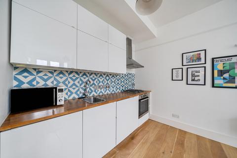 1 bedroom apartment for sale, Canonbie Road, London