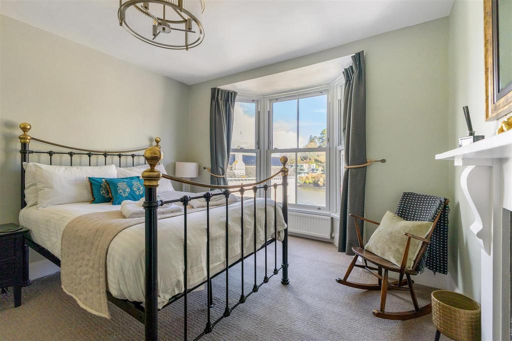 Bedroom 2.jpg