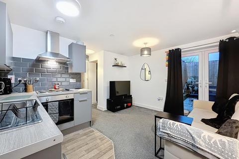 1 bedroom apartment to rent, Railway Street, Splott, CF24