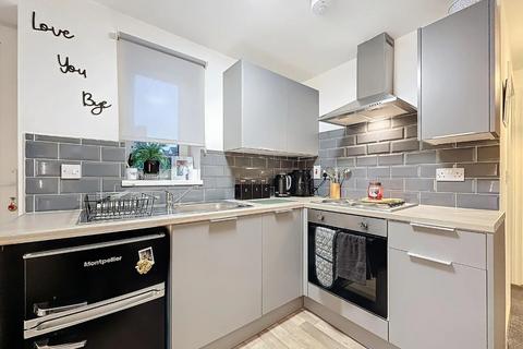 1 bedroom apartment to rent, Railway Street, Splott, CF24