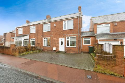 3 bedroom semi-detached house for sale, Greenfield Avenue, Newcastle upon Tyne, NE5