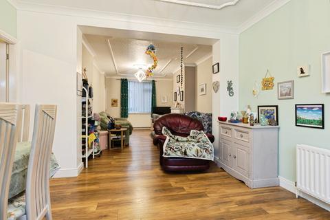 3 bedroom semi-detached house for sale, Greenfield Avenue, Newcastle upon Tyne, NE5