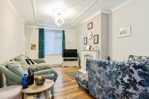 3 bedroom semi-detached house for sale, Greenfield Avenue, Newcastle upon Tyne, NE5