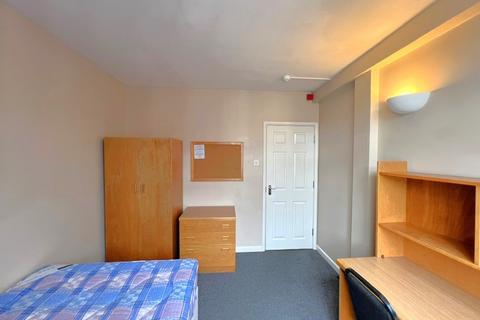 5 bedroom flat to rent, Saint Nicholas Street, Bristol BS1