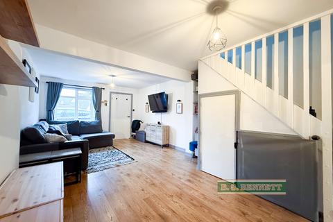 undefined, Wraysbury, Berkshire