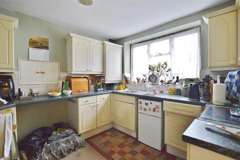 3 bedroom house for sale, Moreton Way, Slough