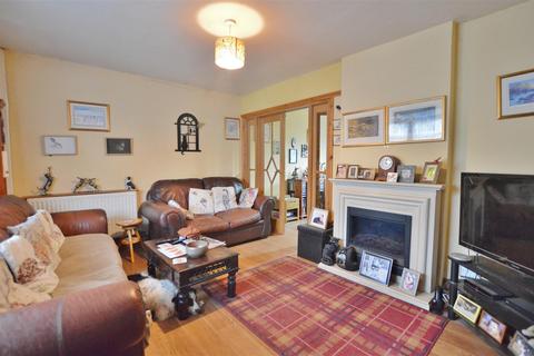 3 bedroom house for sale, Moreton Way, Slough