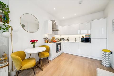 1 bedroom apartment for sale, Trinity Road, SW17