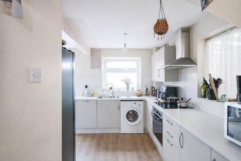 3 bedroom detached house for sale, Challow Drive, Milton Hillside - Detached Blank Canvas Family Home