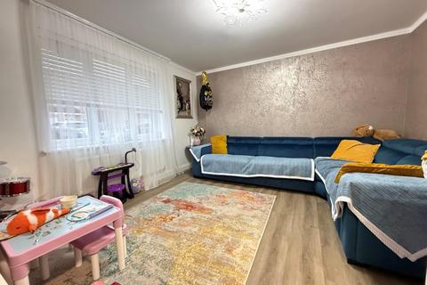 3 bedroom detached house for sale, Chancellor Court, Northampton NN2