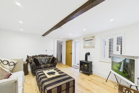 undefined, Canalside, Stourport on Severn, DY13 9BD