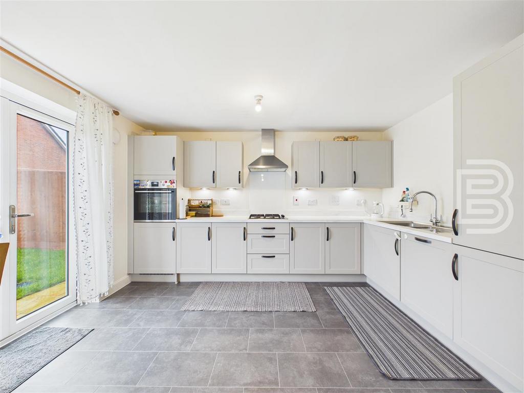 Kitchen Family Room (3).jpg