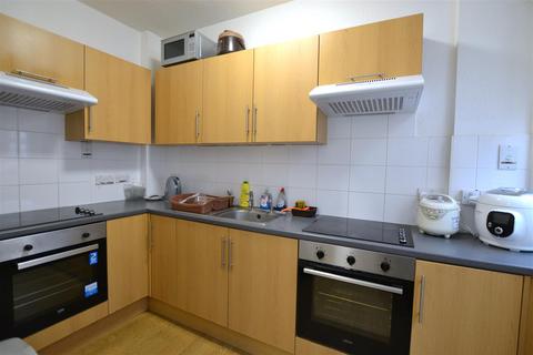 undefined, Room 4, 25 Upper Redlands