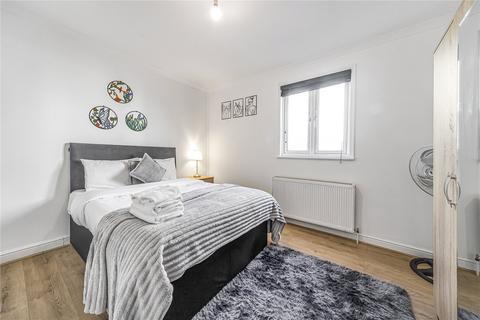 1 bedroom flat to rent, Deptford High Street, London, SE8