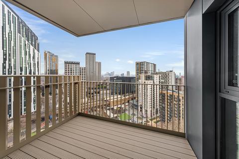 2 bedroom flat for sale, Hawksbury Heights, London SE17
