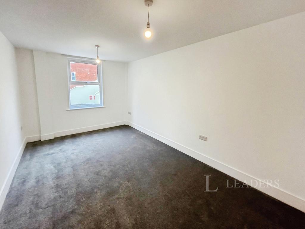 2nd Bedroom