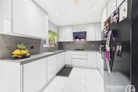 4 bedroom semi-detached house for sale, Boxtree Lane, Harrow, HA3
