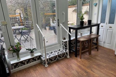 3 bedroom terraced house for sale, Chancel Way, Lechlade