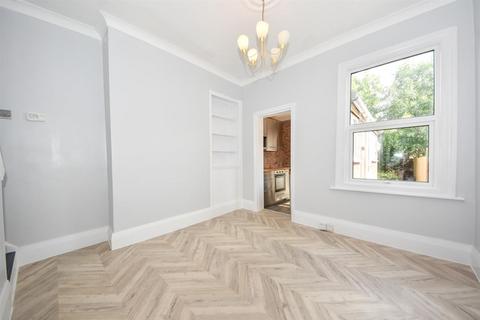 undefined, Pickard Street, Warwick