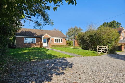 3 bedroom bungalow for sale, High Street, Shirrell Heath, Southampton, Hampshire, SO32