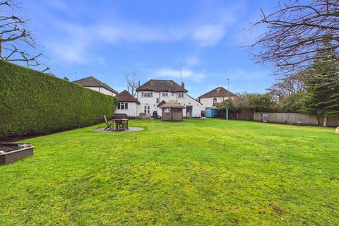 undefined, West End Gardens, Esher
